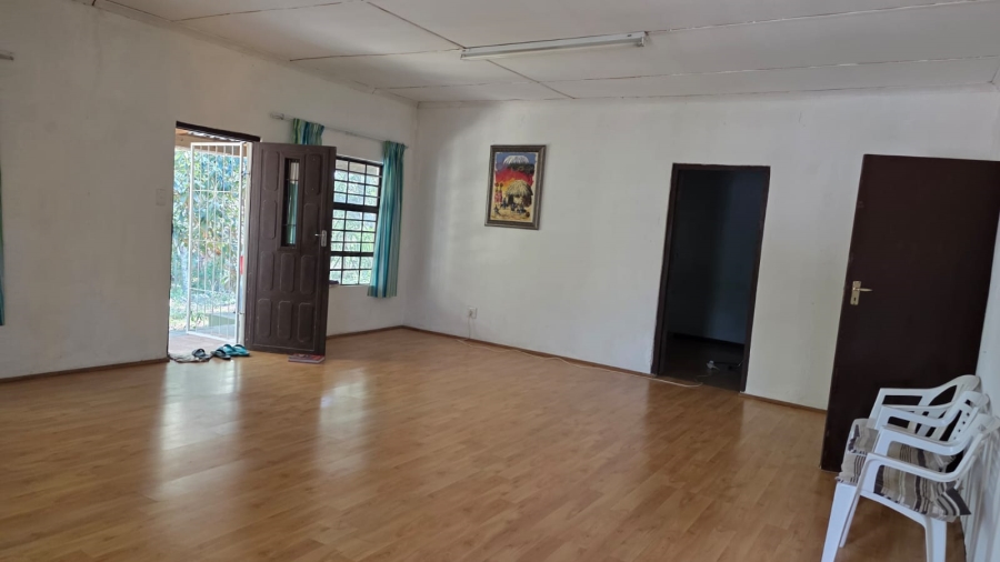 4 Bedroom Property for Sale in Summerpride Eastern Cape